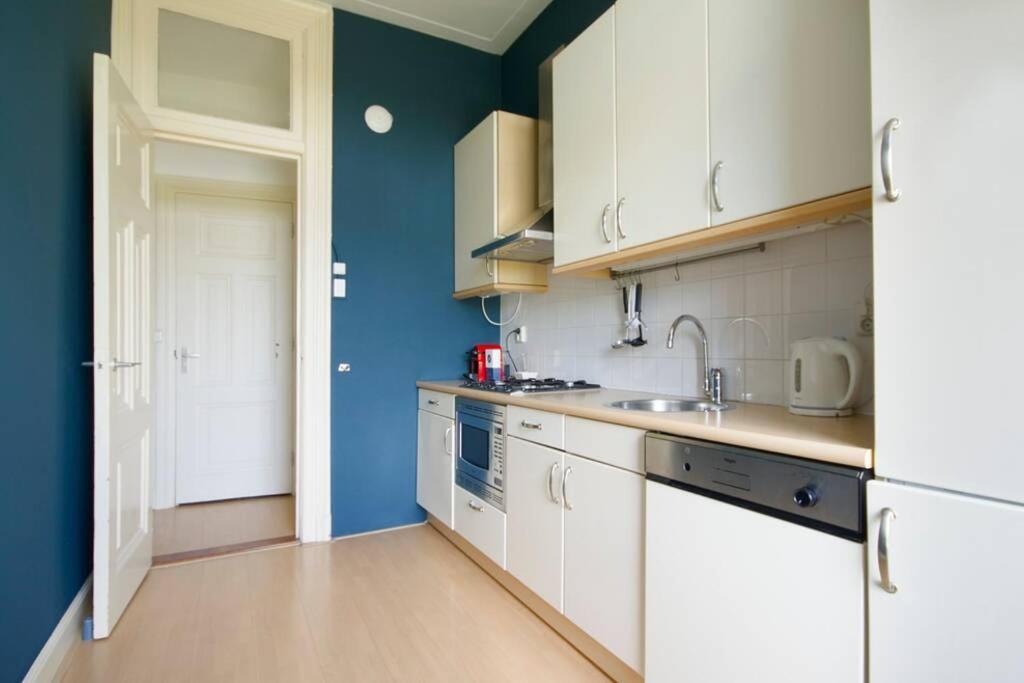 2 Bedroom 2 Bathroom Canal Apartment アムステルダム エクステリア 写真